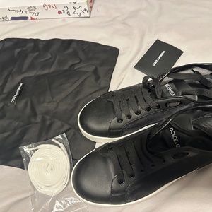 Size 9 Black Dolce & Gabana low top sneakers